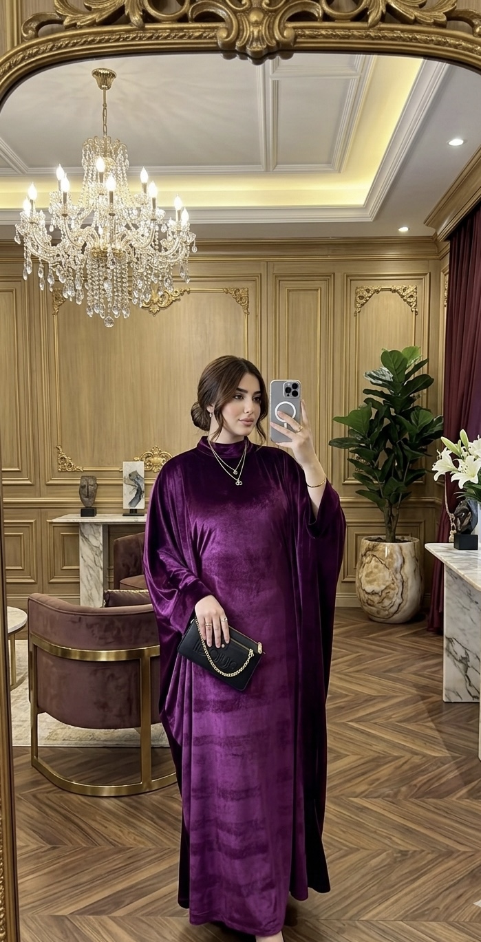 قمر robe abaya